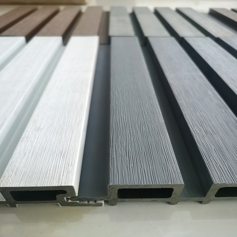 Revestimento externo WPC coextrudado &agrave; prova d'&aacute;gua