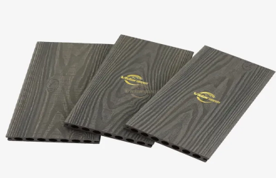 O deck WPC é bom para uso externo?