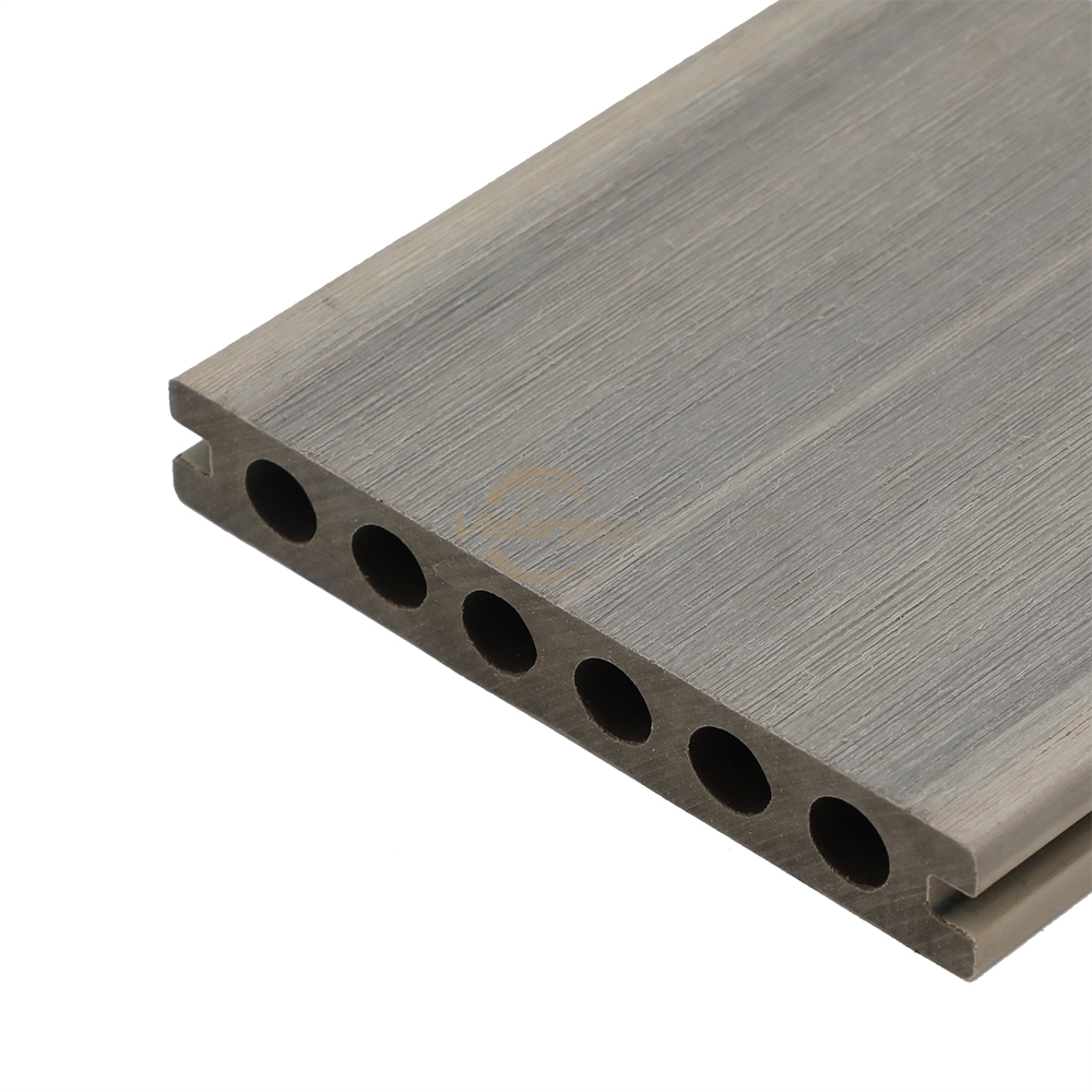 Deck WPC oco ecol&oacute;gico